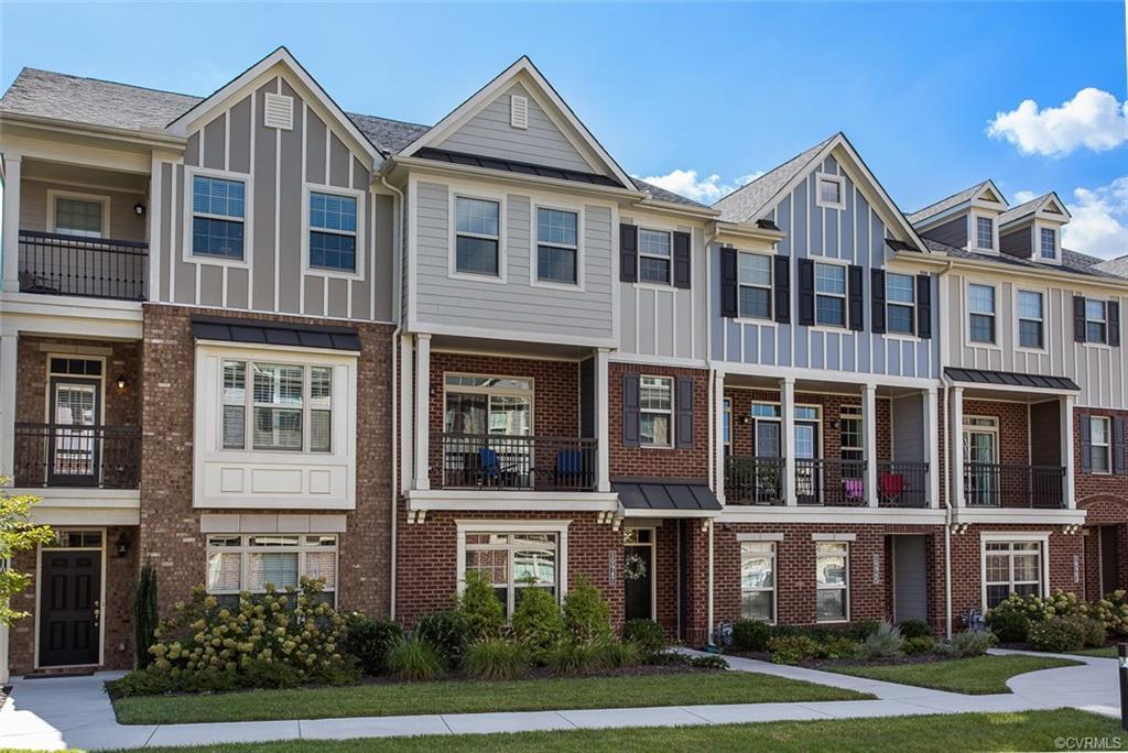 10947 Parkshire Lane - Photo 1