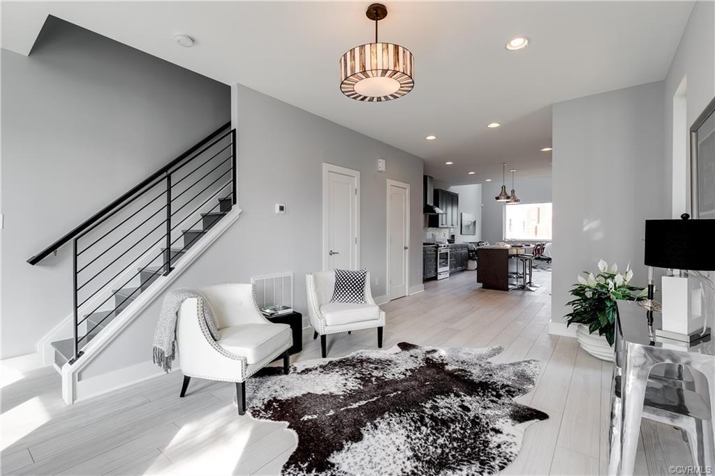 630 30th Street - Photo 1