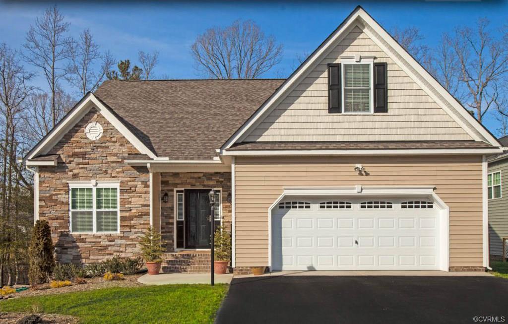 624 Bella Way - Photo 1