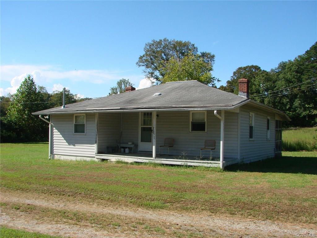 20301 James River Drive - Photo 1