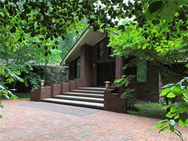 7650 Hunters Ridge Drive - Photo 1
