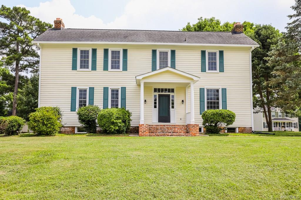 7123 Lynnroy Way - Photo 1