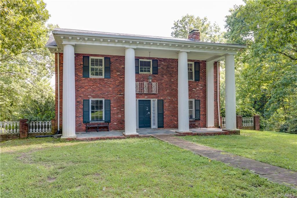 311 Tarrytown Drive - Photo 1