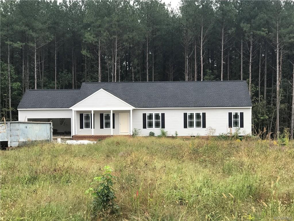 2972 Pineview Drive - Photo 1