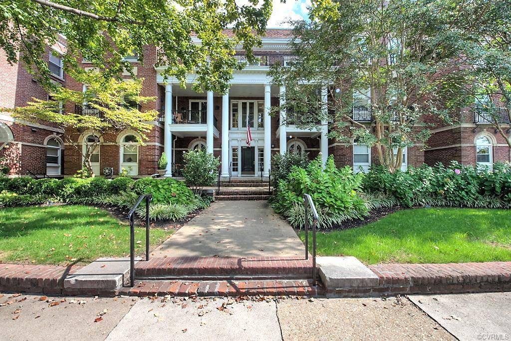 503 Davis Avenue - Photo 1