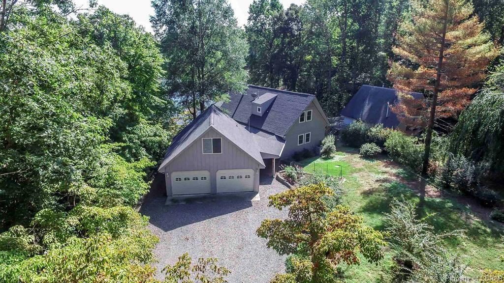 190 Highview Drive - Photo 1
