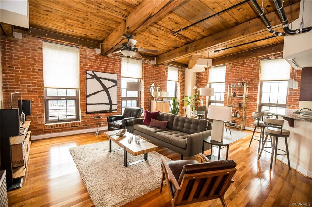 251 Rocketts Way - Photo 1