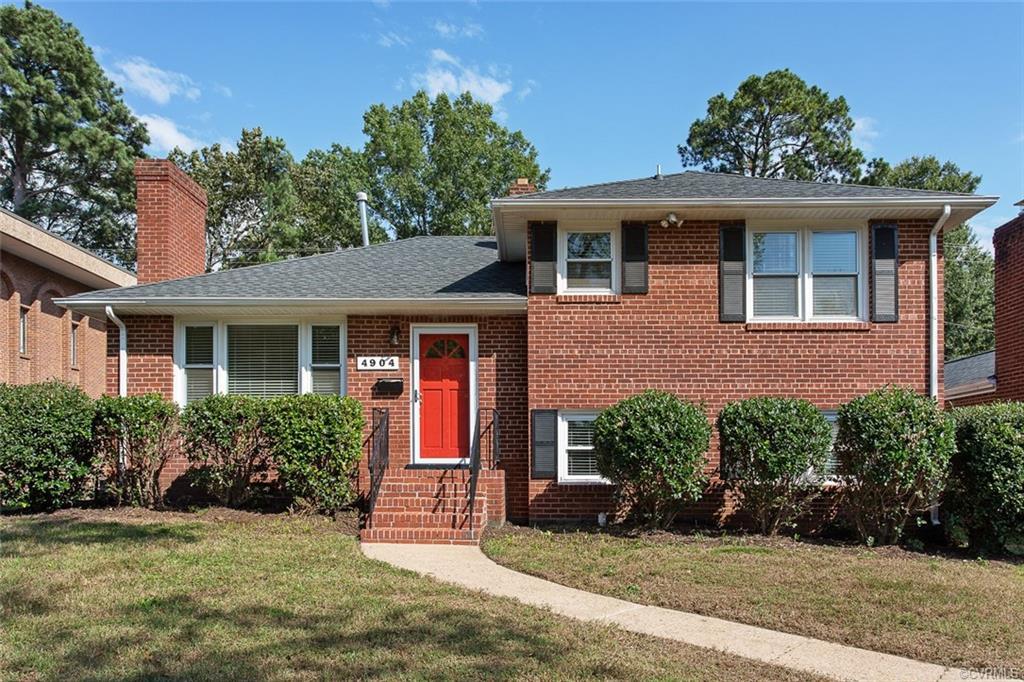 4904 Monument Avenue - Photo 1