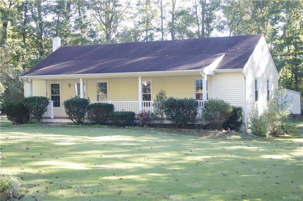 1542 Dogwood Road - Photo 1