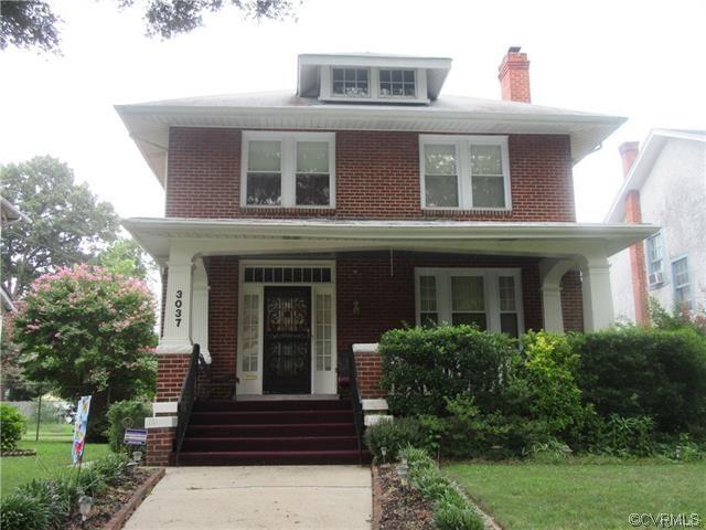 3037 Montrose Avenue - Photo 1