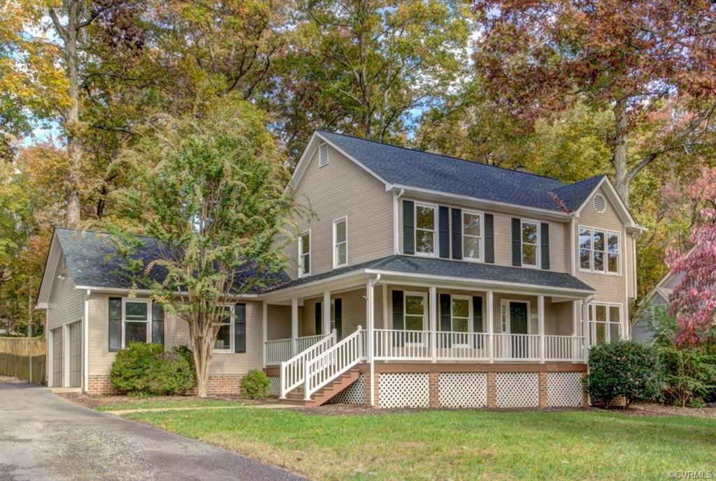 8216 Buford Oaks Drive - Photo 1