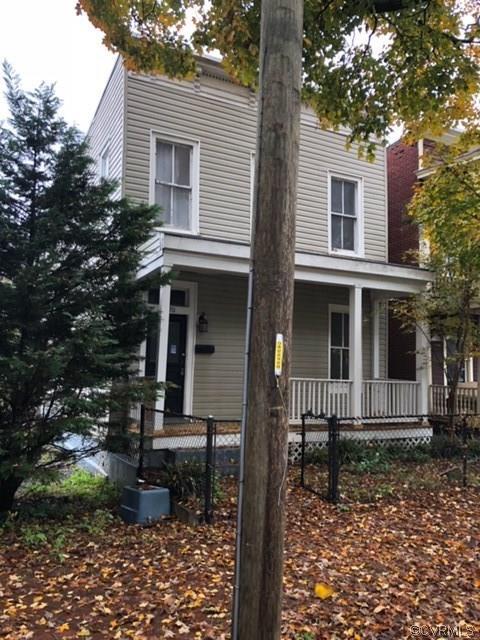620 Laurel Street - Photo 1