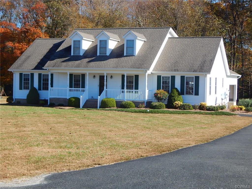274 Meadow Drive - Photo 1
