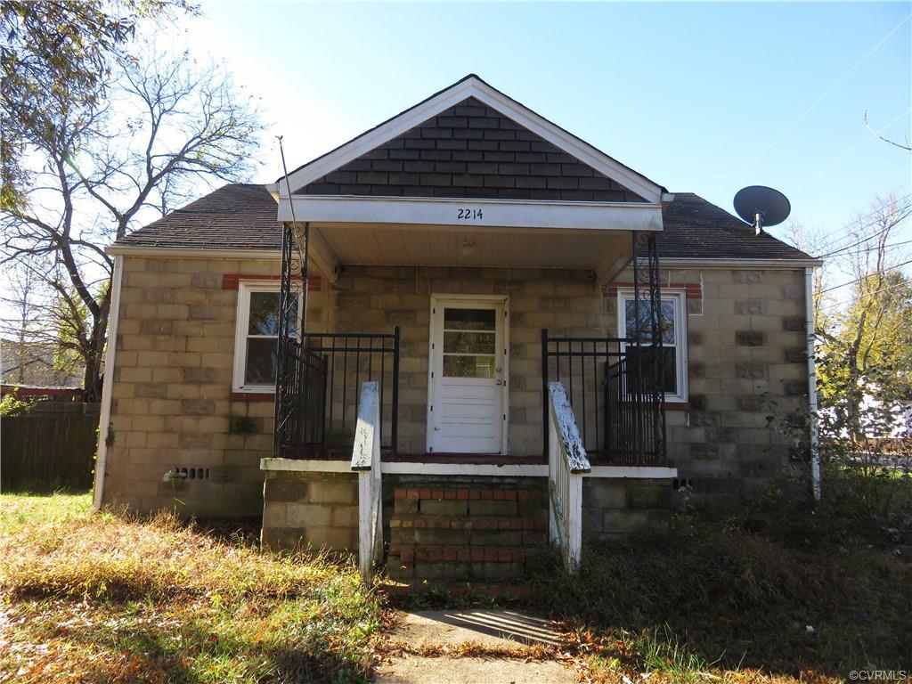 2214 Johnson Street - Photo 1