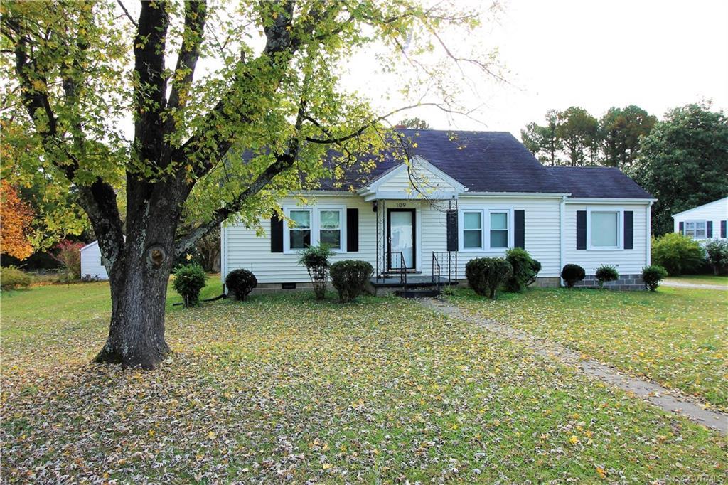 109 Mecklenburg Avenue - Photo 1