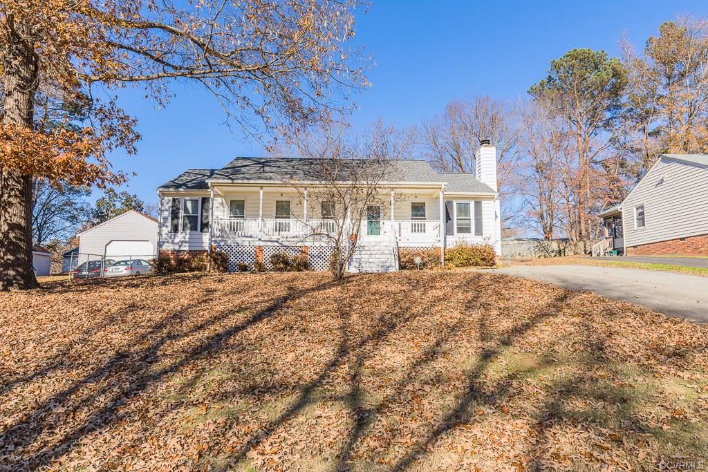 905 Hartford Lane - Photo 1