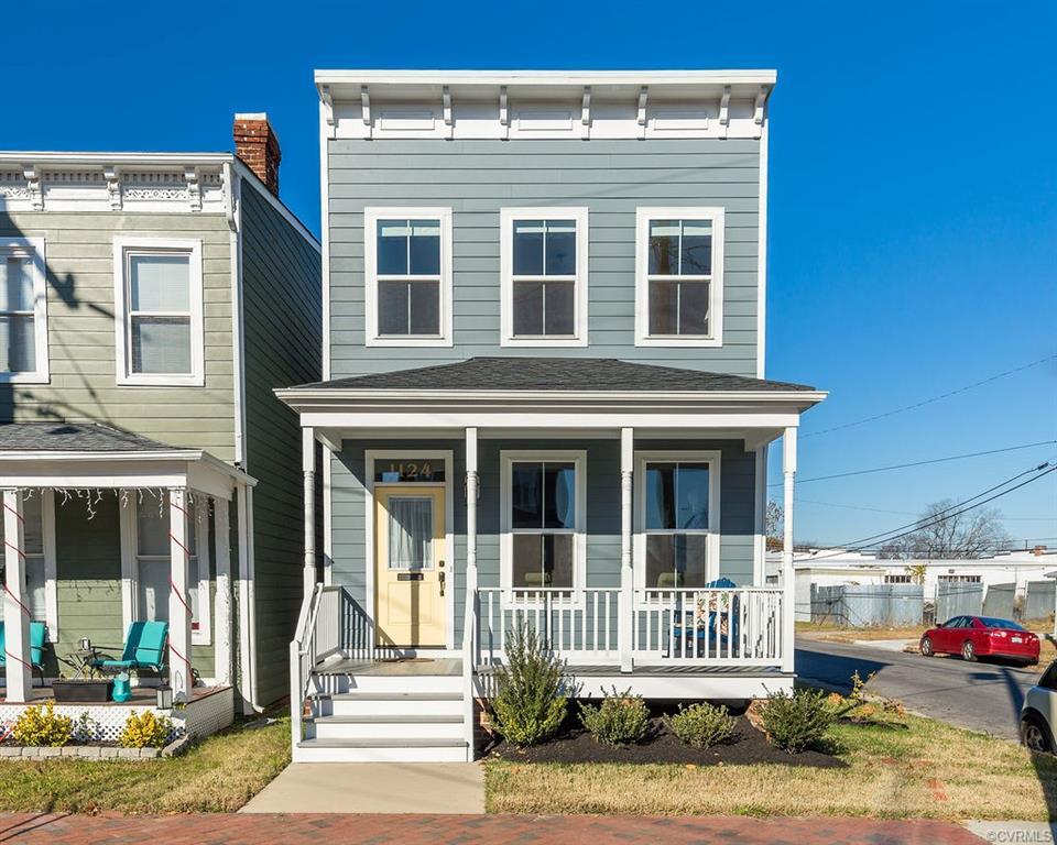 1124 26th Street - Photo 1