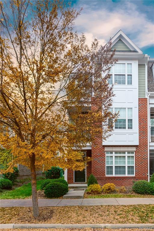3910 Redbud Road - Photo 1