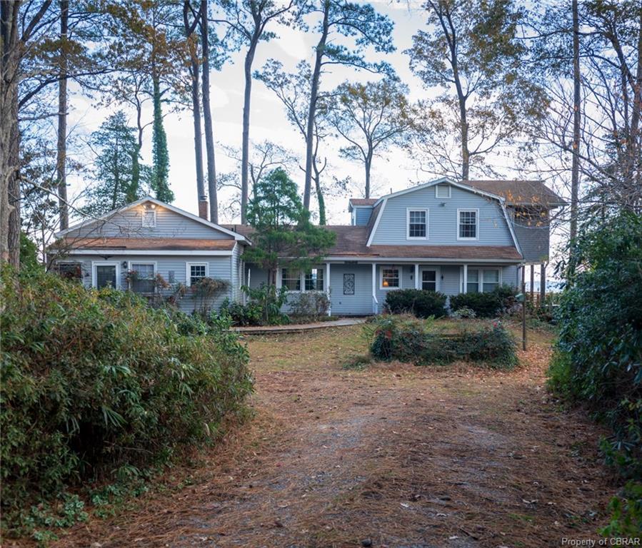 240 Dogwood Lane - Photo 1