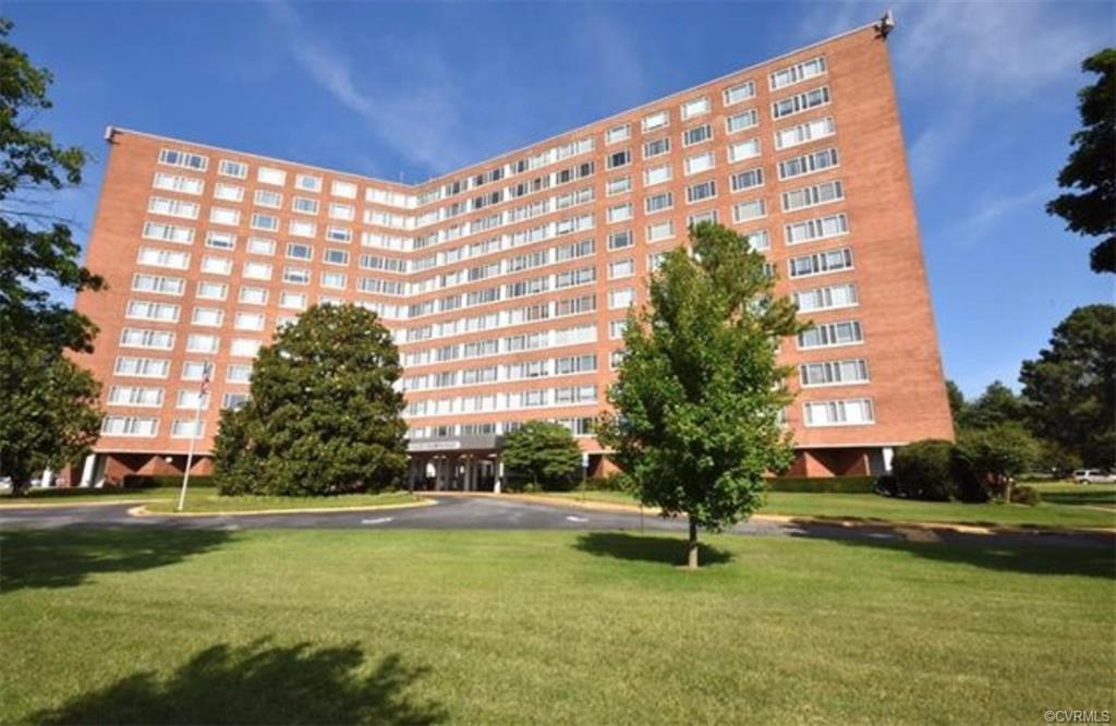 5100 Monument Avenue - Photo 1