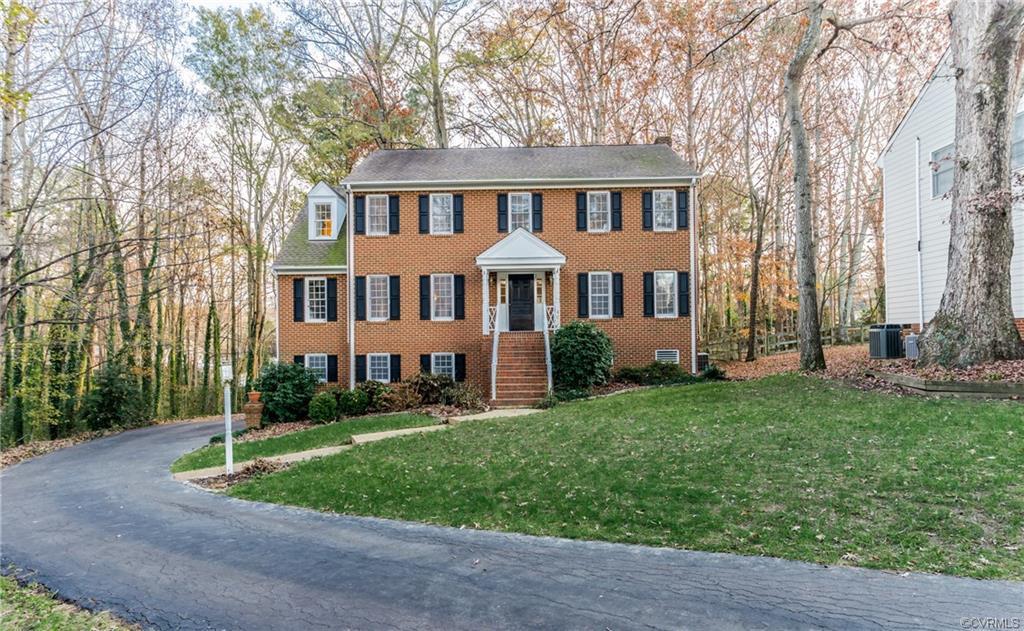 402 Poplar Hill Court - Photo 1