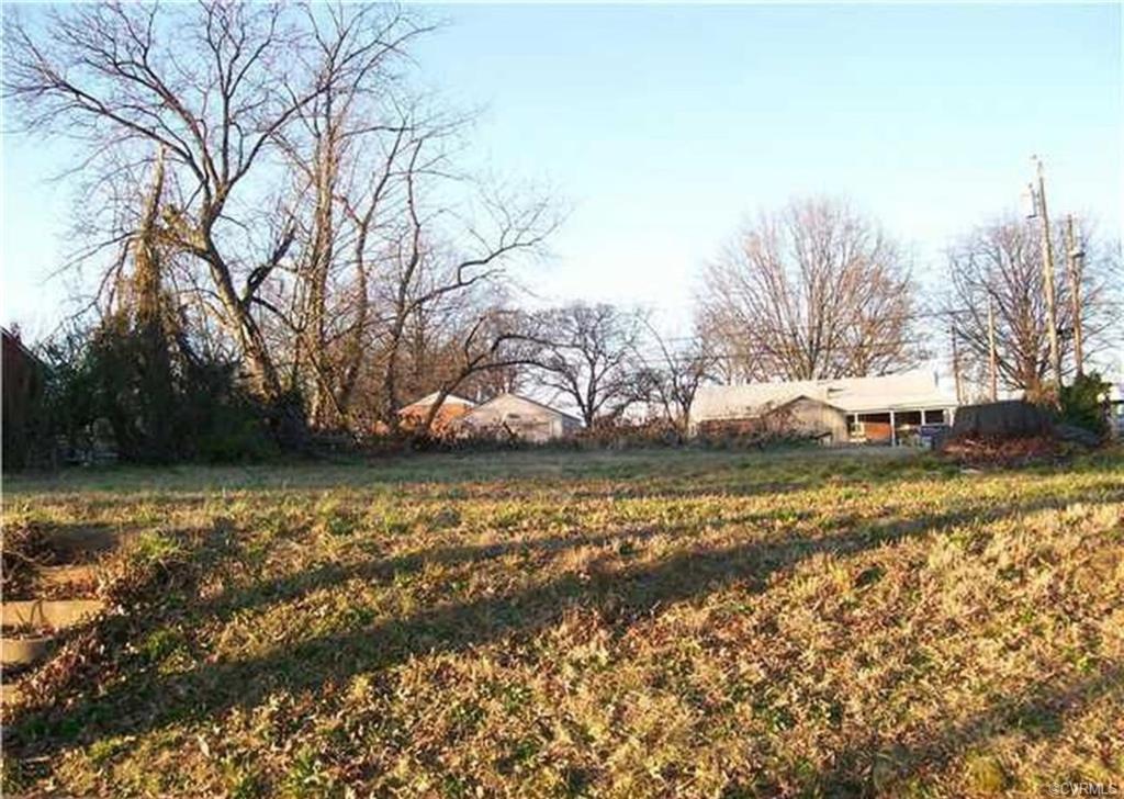 2214 Ford Avenue - Photo 1