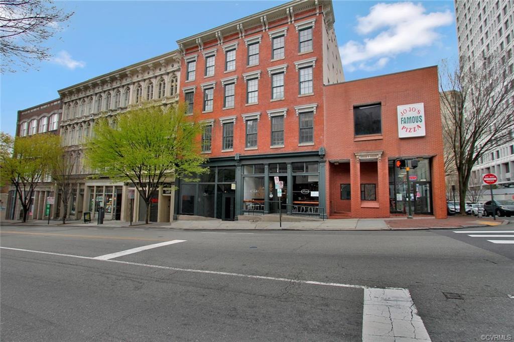 1205 Main Street - Photo 1