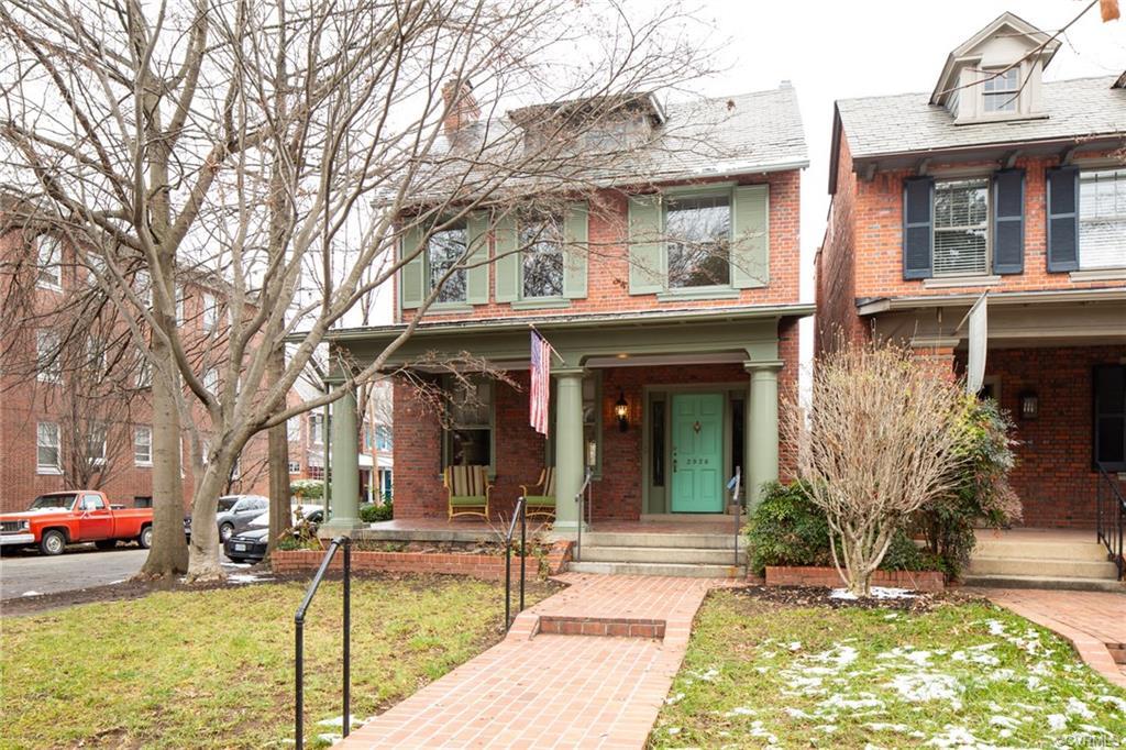 2926 Kensington Avenue - Photo 1