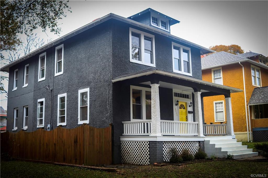 3036 Montrose Avenue - Photo 1