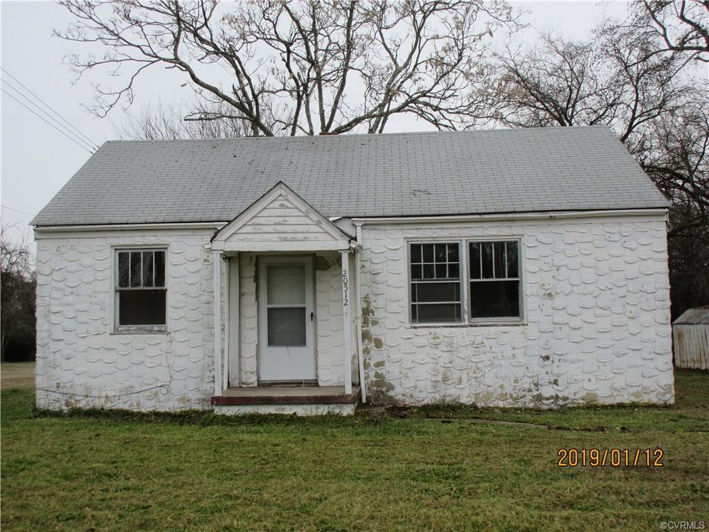 20512 Southlawn Avenue - Photo 1