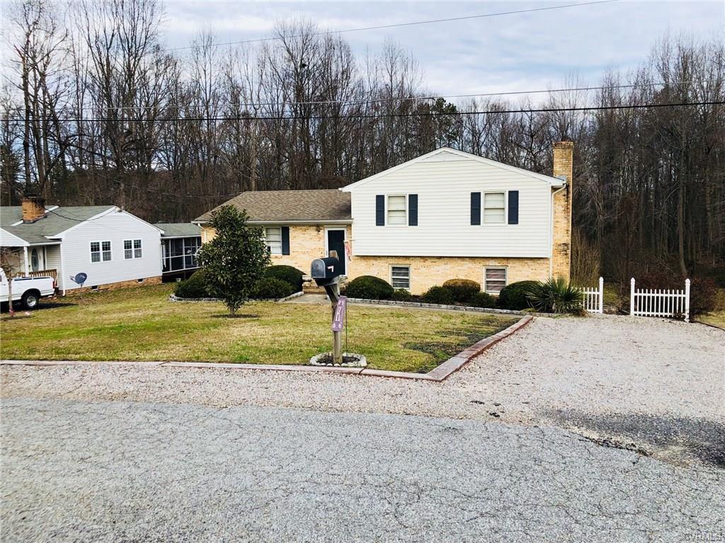 312 Guy Ave - Photo 1