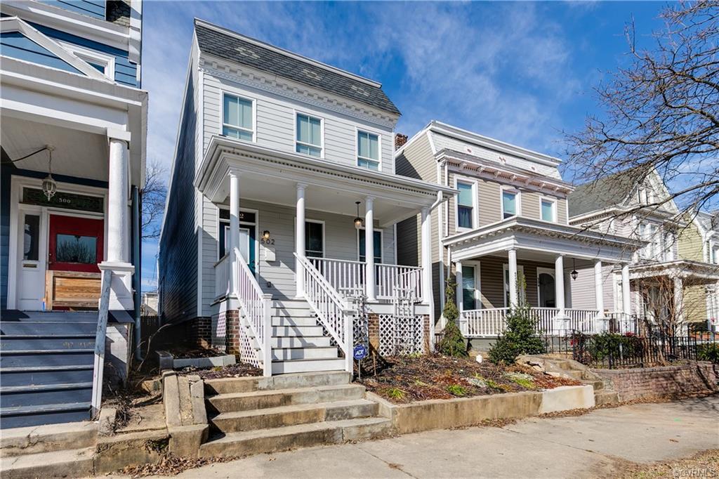 502 Chimborazo Boulevard - Photo 1