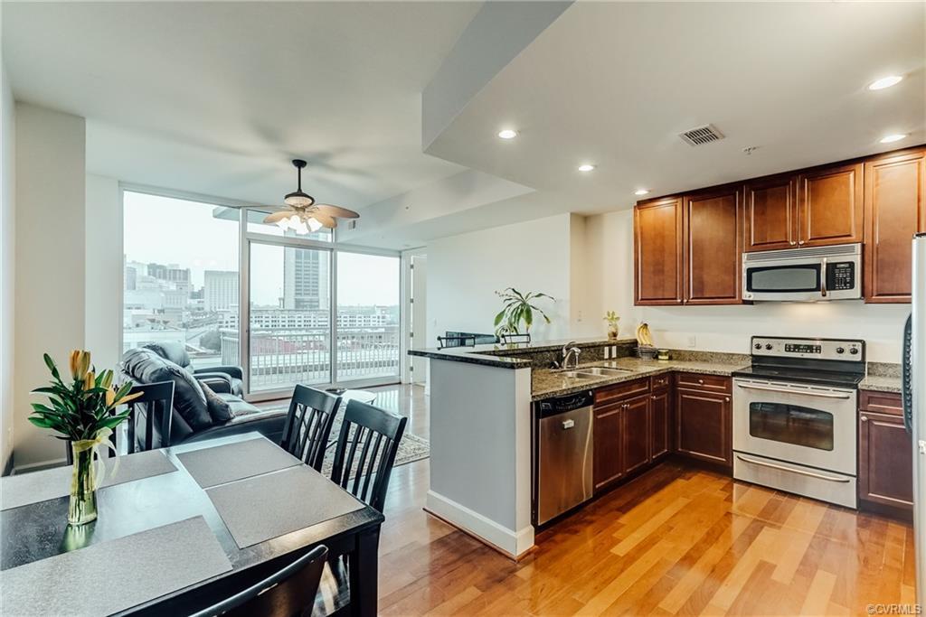 301 Virginia Street - Photo 1