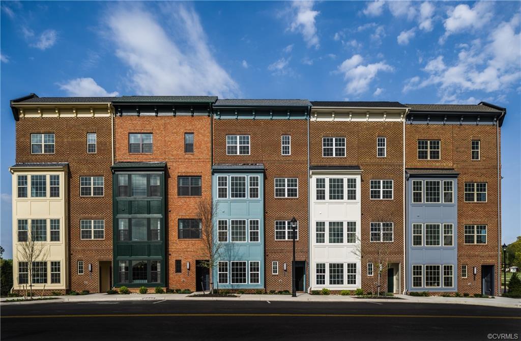 2024 Libbie Lake Street - Photo 1
