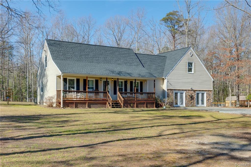 27076 Jennings Drive - Photo 1