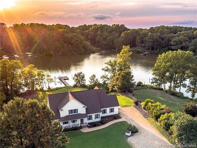 749 Blue Barn Road - Photo 1