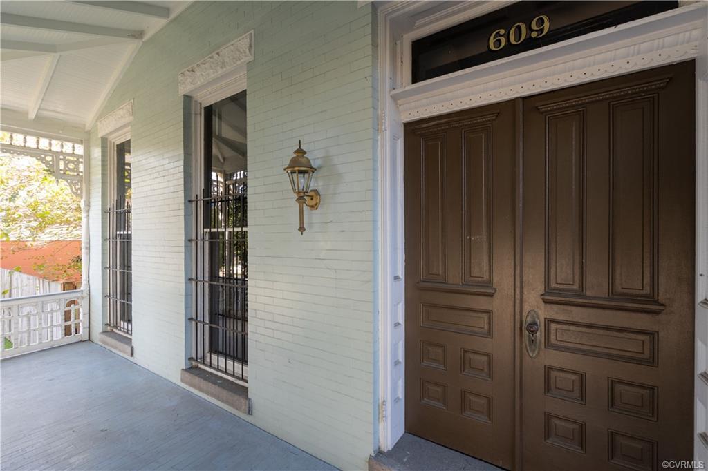 609 Cary Street - Photo 1