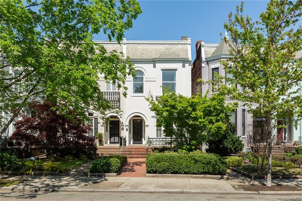 1408 Park Avenue - Photo 1