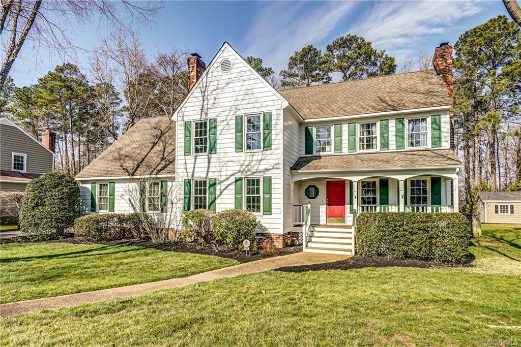 1504 Queens Point Drive - Photo 1