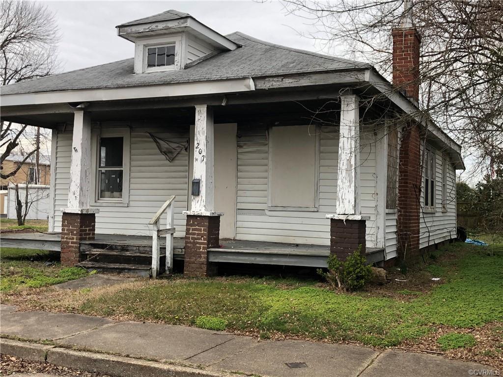 207 7th Avenue - Photo 1