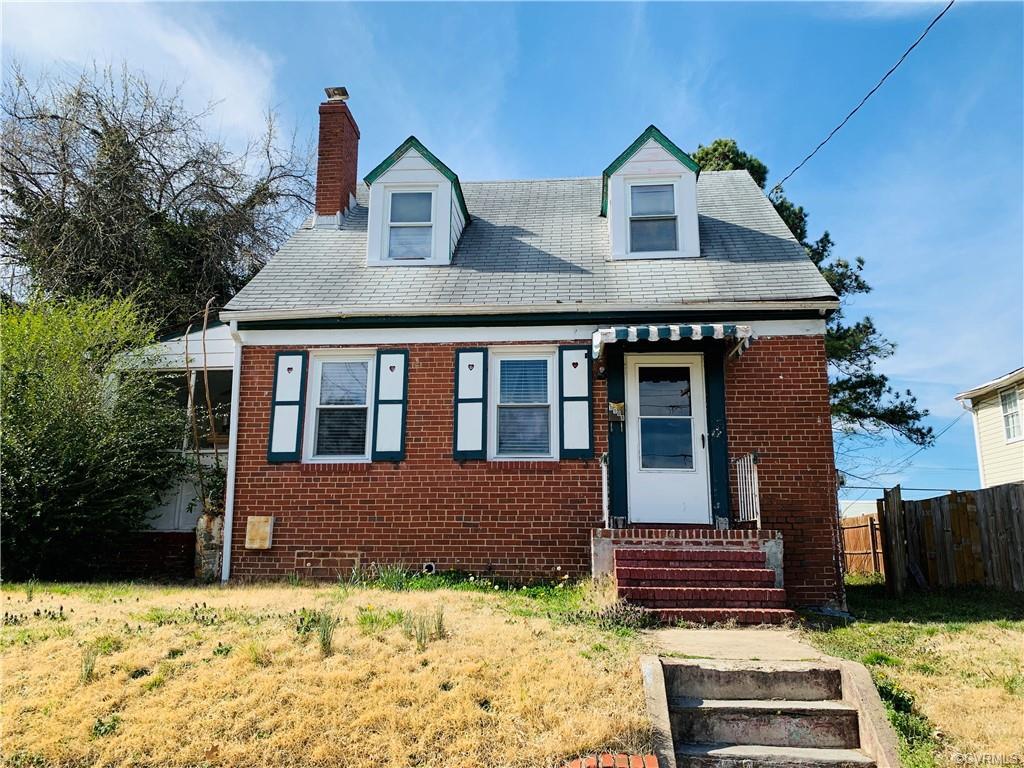 1108 32nd Street - Photo 1