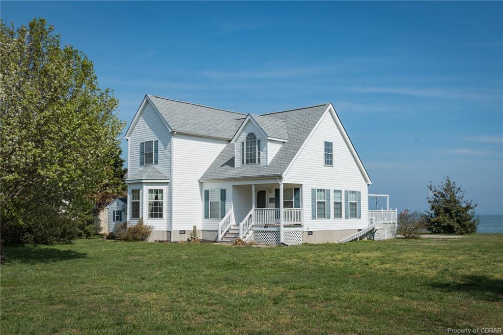 213 Potomac Drive - Photo 1