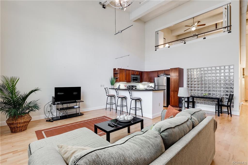 306 26th Street - Photo 1
