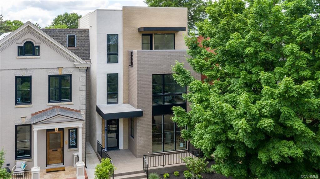 2411 Park Avenue - Photo 1