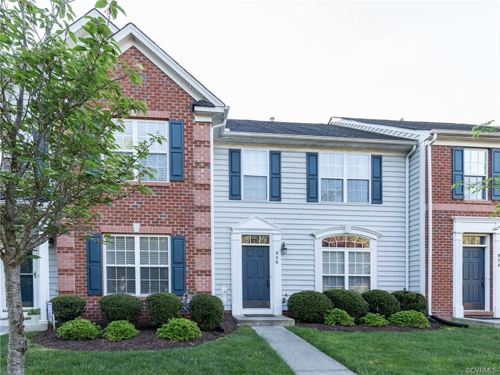 936 Pale Moon Drive - Photo 1