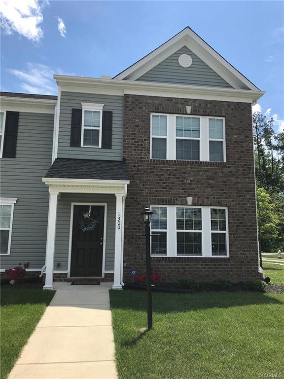 1300 Stone Ridge Park Loop - Photo 1
