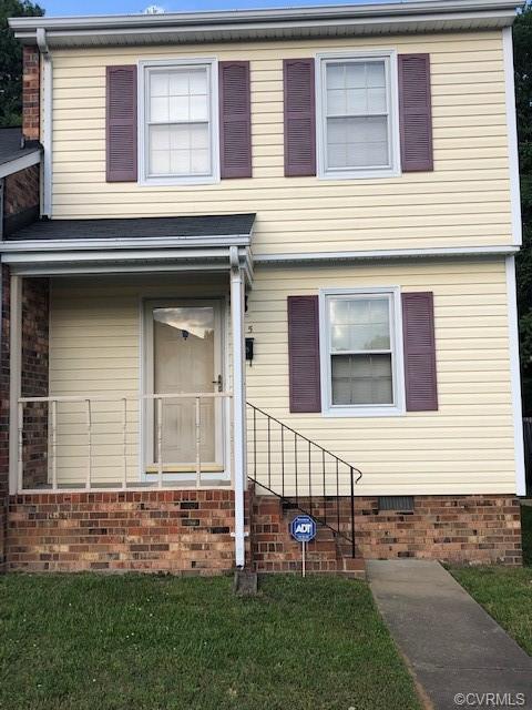 825 Foxpaw Drive - Photo 1