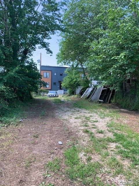 1315 Leigh Street - Photo 1