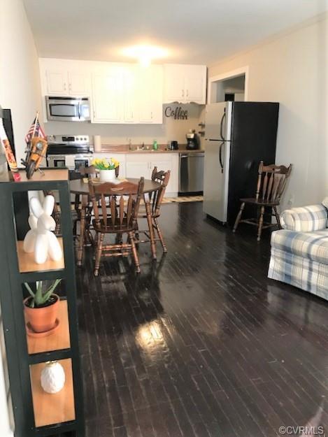 1202 37th Street - Photo 1
