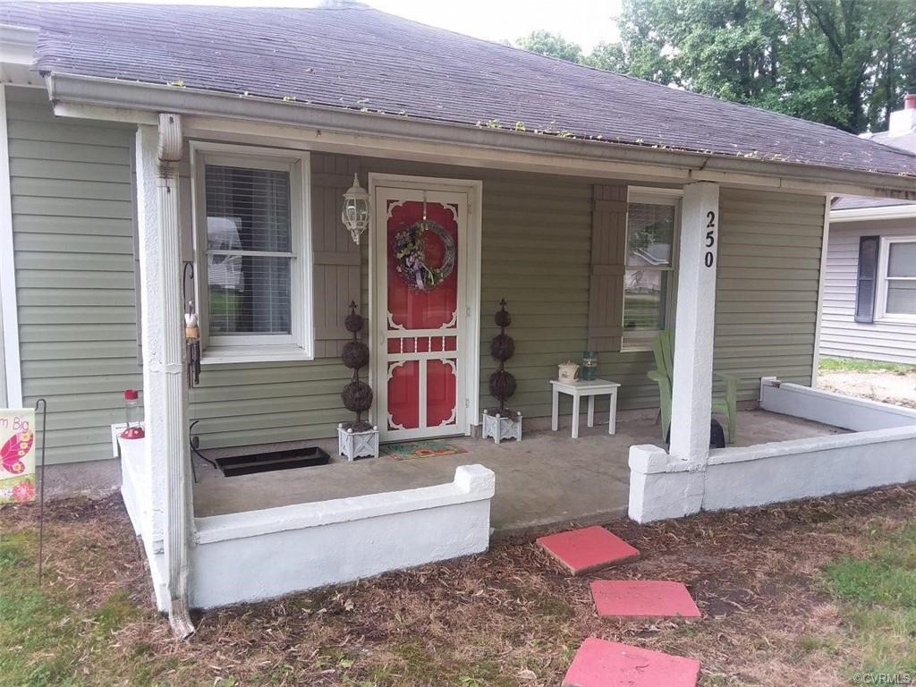 250 Magnolia Avenue - Photo 1
